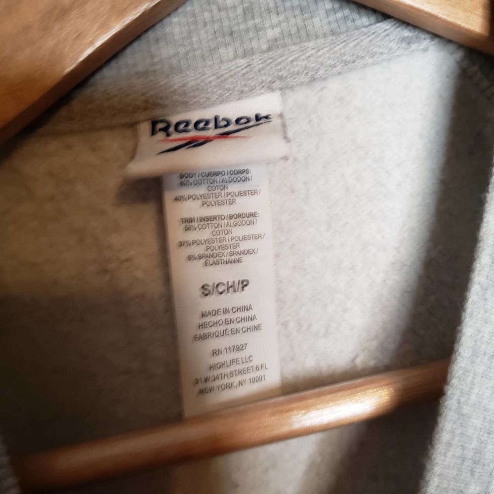 Reebok Logo Gray Fuzzy Patch Pullover Sweatshirt S - image 5